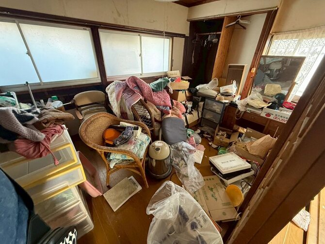 �i�������Ǝҁ@���s