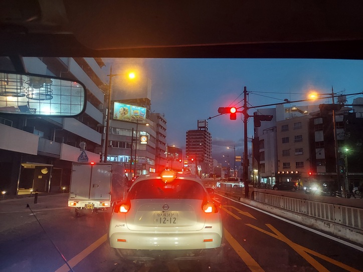 �������ŉƋ�̔����ɗ͂����Ă��郊�T�C�N���V���b�v�ł��B